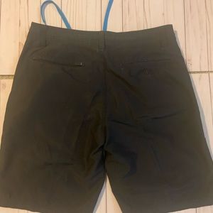 Men’s golf shorts